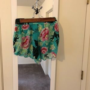 BillaBong floral shorts